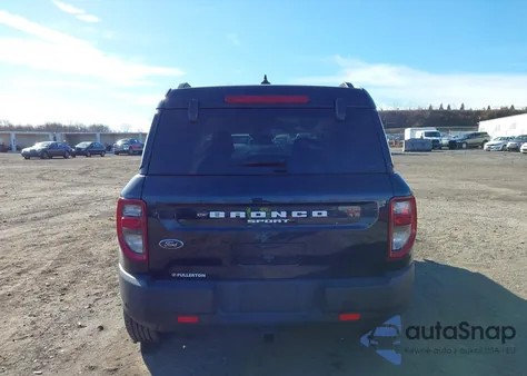 2022 Ford Bronco Sport Big Bend z USA, uszkodzony, nr VIN 3FMCR9B64NRD16299